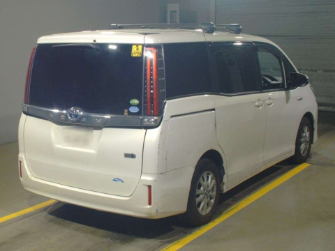 2017 Toyota Noah ZWR80G[1]