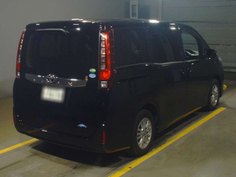 2017 Toyota Noah ZRR80G[1]