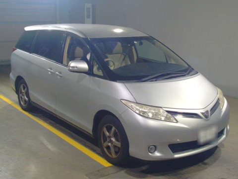 2013 Toyota Estima ACR50W[2]