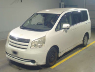 2008 Toyota Noah