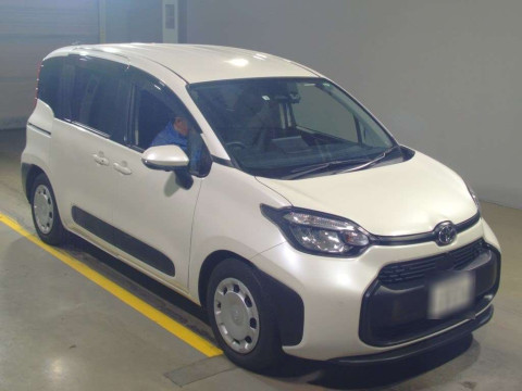 2022 Toyota Sienta MXPL10G[2]