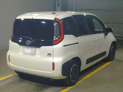 2022 Toyota Sienta MXPL15G[1]