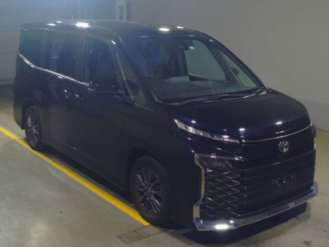 2022 Toyota Voxy MZRA90W[2]