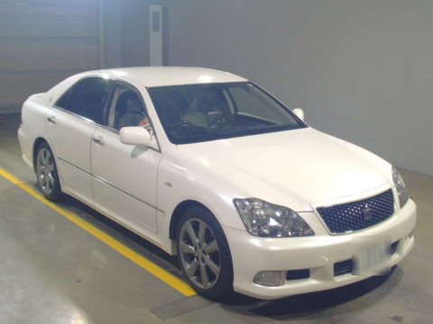 2006 Toyota Crown GRS180[2]