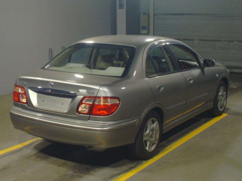 2001 Nissan Bluebird Sylphy QG10[1]