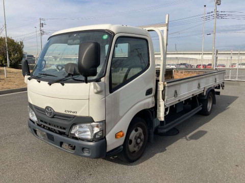 2017 Toyota Dyna Truck XZC655[0]