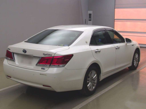 2013 Toyota Crown Hybrid AWS210[1]