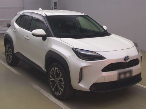 2022 Toyota YARIS CROSS MXPJ10[2]