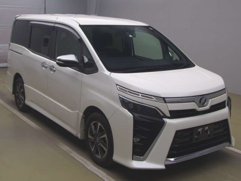 2020 Toyota Voxy ZRR80W[2]