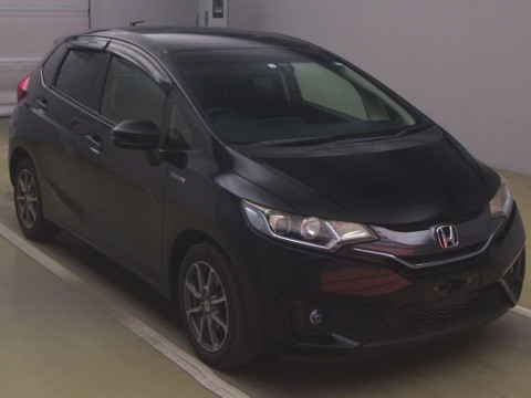 2014 Honda Fit Hybrid GP5[2]