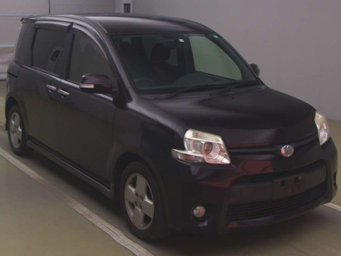 2012 Toyota Sienta NCP81G[2]