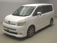 2010 Toyota Voxy