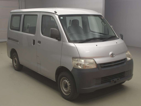 2013 Toyota Townace Van S402M[2]