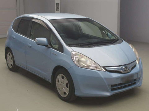 2012 Honda Fit Hybrid GP1[2]