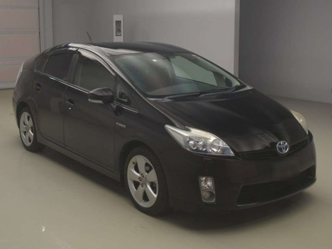 2010 Toyota Prius ZVW30[2]