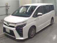 2019 Toyota Voxy