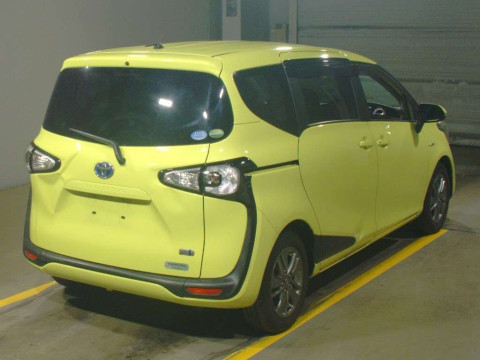 2016 Toyota Sienta NHP170G[1]