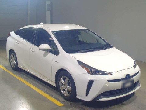 2019 Toyota Prius ZVW51[2]