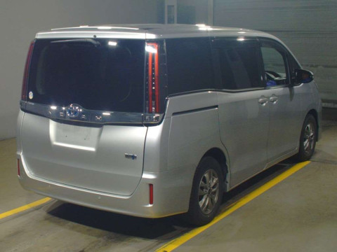 2021 Toyota Noah ZWR80G[1]