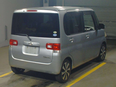 2010 Daihatsu Tanto L375S[1]