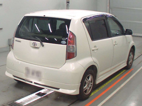 2004 Toyota Passo QNC10[1]