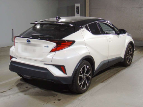 2020 Toyota C-HR ZYX11[1]