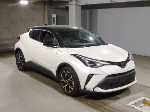 2020 Toyota C-HR ZYX11[2]