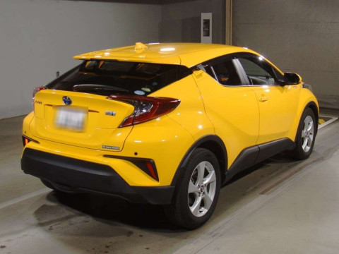 2019 Toyota C-HR ZYX10[1]