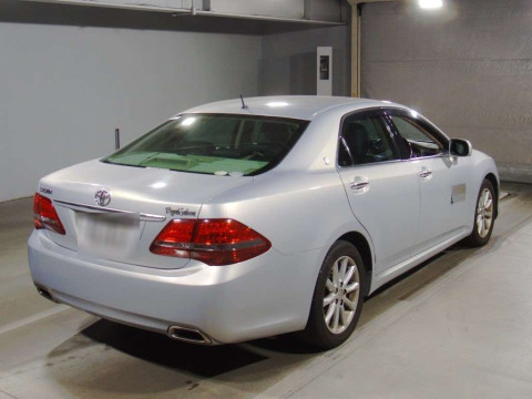 2008 Toyota Crown GRS200[1]