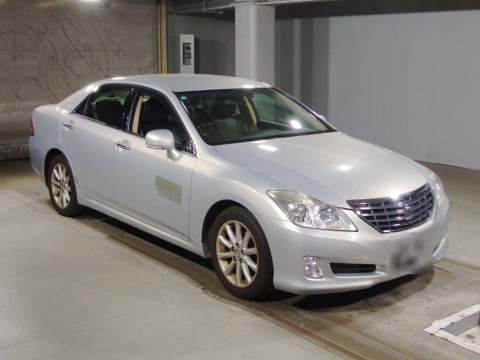 2008 Toyota Crown GRS200[2]