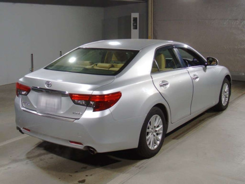 2012 Toyota Mark X GRX130[1]