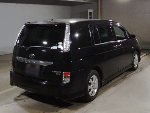 2013 Toyota Isis ZGM10W[1]