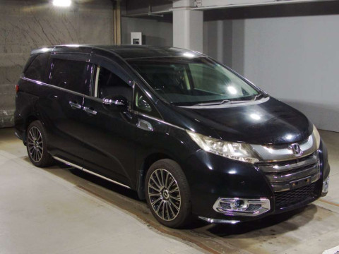 2014 Honda Odyssey RC2[2]