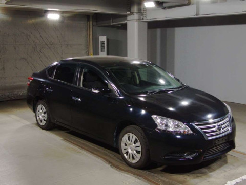 2014 Nissan SYLPHY TB17[2]