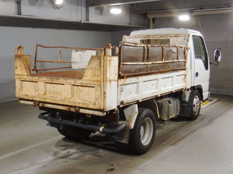 2005 Isuzu Elf Truck NKR81AD[1]