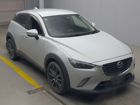 2015 Mazda CX-3 DK5FW[2]