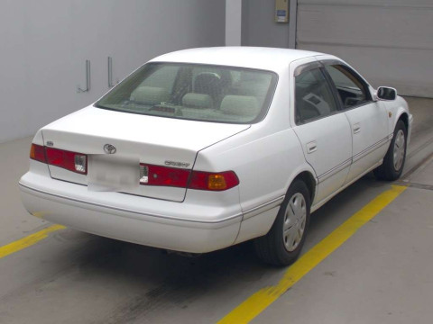 1999 Toyota Camry Gracia Sedan SXV20[1]