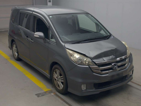 2008 Honda Step WGN RG1[2]