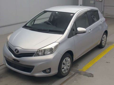 2014 Toyota Vitz NSP130[0]