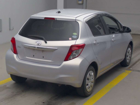 2014 Toyota Vitz NSP130[1]