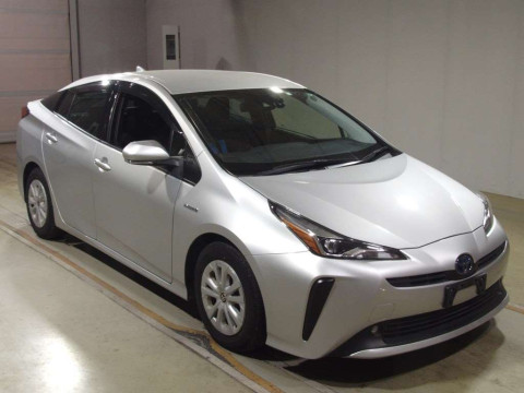 2019 Toyota Prius ZVW51[2]