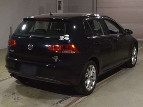 2014 Volkswagen Golf AUCPT[1]