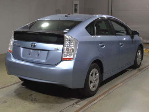 2011 Toyota Prius ZVW30[1]