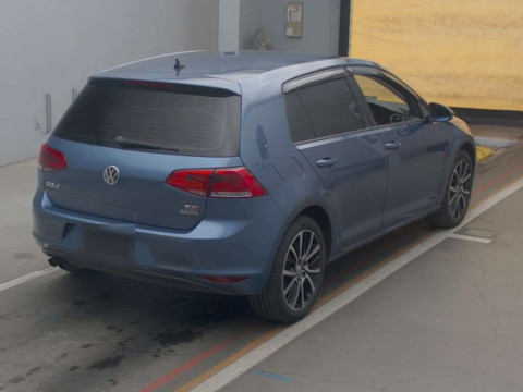 2014 Volkswagen Golf AUCPT[1]