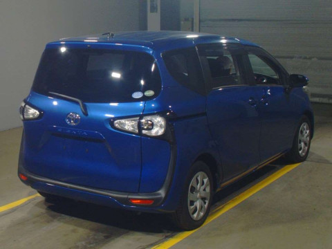 2016 Toyota Sienta NSP170G[1]