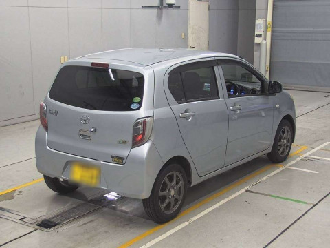 2012 Toyota Pixis Epoch LA300A[1]