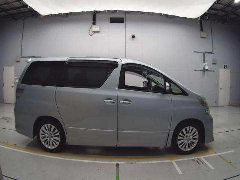 2012 Toyota Vellfire ANH20W[2]