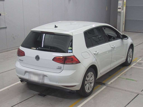 2016 Volkswagen Golf AUCJZ[1]