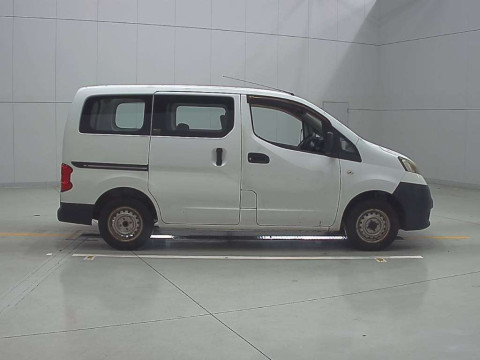 2012 Nissan NV200 Vanette VM20[2]