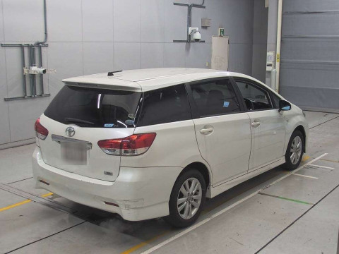 2010 Toyota Wish ZGE20W[1]